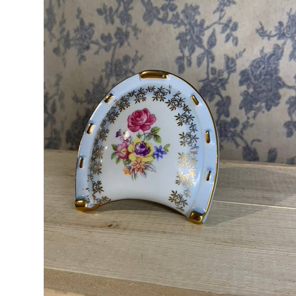 Vintage German Lucky Floral Horseshoe Lidded Trinket Dish Box - Picture 9 of 9